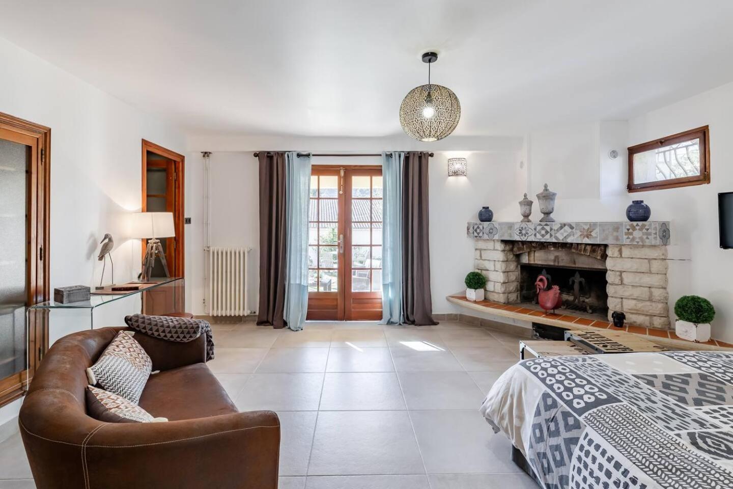 L'Angeannie Villa Roquefort-la-Bédoule Eksteriør billede